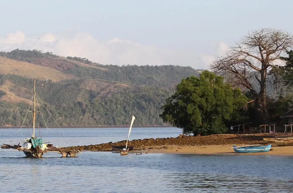 Nosy Mamoko _ Découvrez une Île Sauvage au Large de Nosy Be